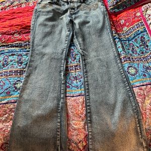 Cache WomenJeans 8 Medium Blue Wash Rhinestone Boot Cut Distressed